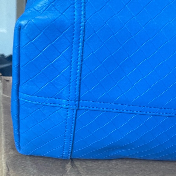 Authentic Bottega Veneta Intrecciato-Mirage Large Tote EUC - Picture 13 of 16